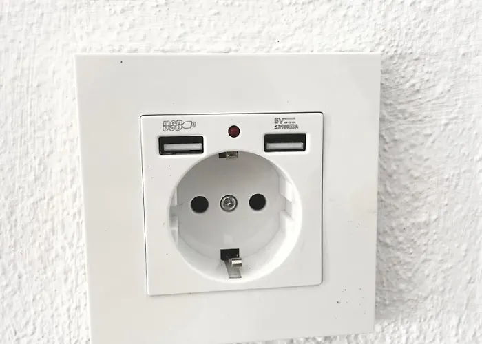 Апартаменти Piso Aconildevacaciones Aire Y Wifi, Aparcamiento P A 1 Minuto