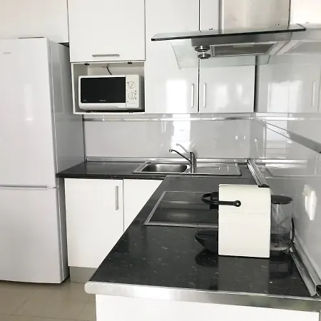 Piso Aconildevacaciones Aire Y Wifi, Aparcamiento P A 1 Minuto Apartament